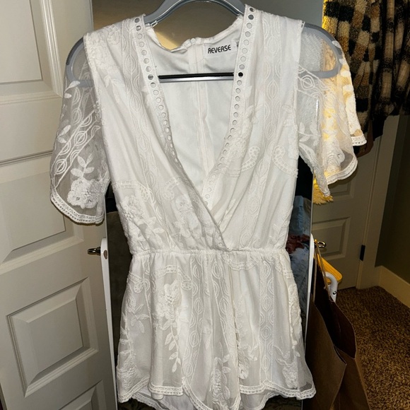 💍Reverse White Lace romper - Picture 5 of 6